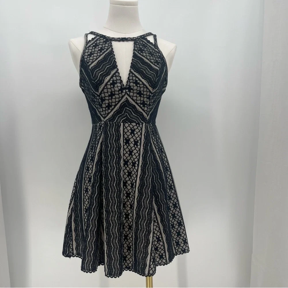 Free People Black Lace Mini Dress Twee Indie Boho Y2K Size 2 - Picture 1 of 13